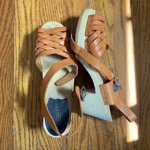 Swedish Hasbeens size 37 open toe woven leather sandals low heel GUC